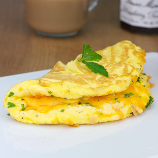 Order Cheese Omelette food online from El Fogon Dominican Kitchen store, Bronx on bringmethat.com