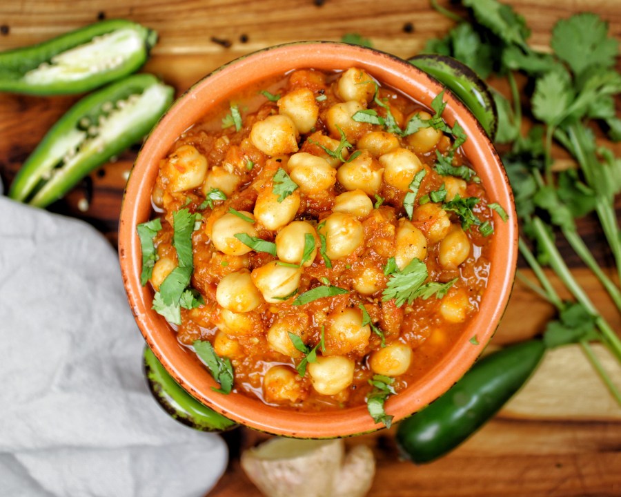 Order Yellow Chana Masala food online from Shimla Peppers store, Naperville on bringmethat.com