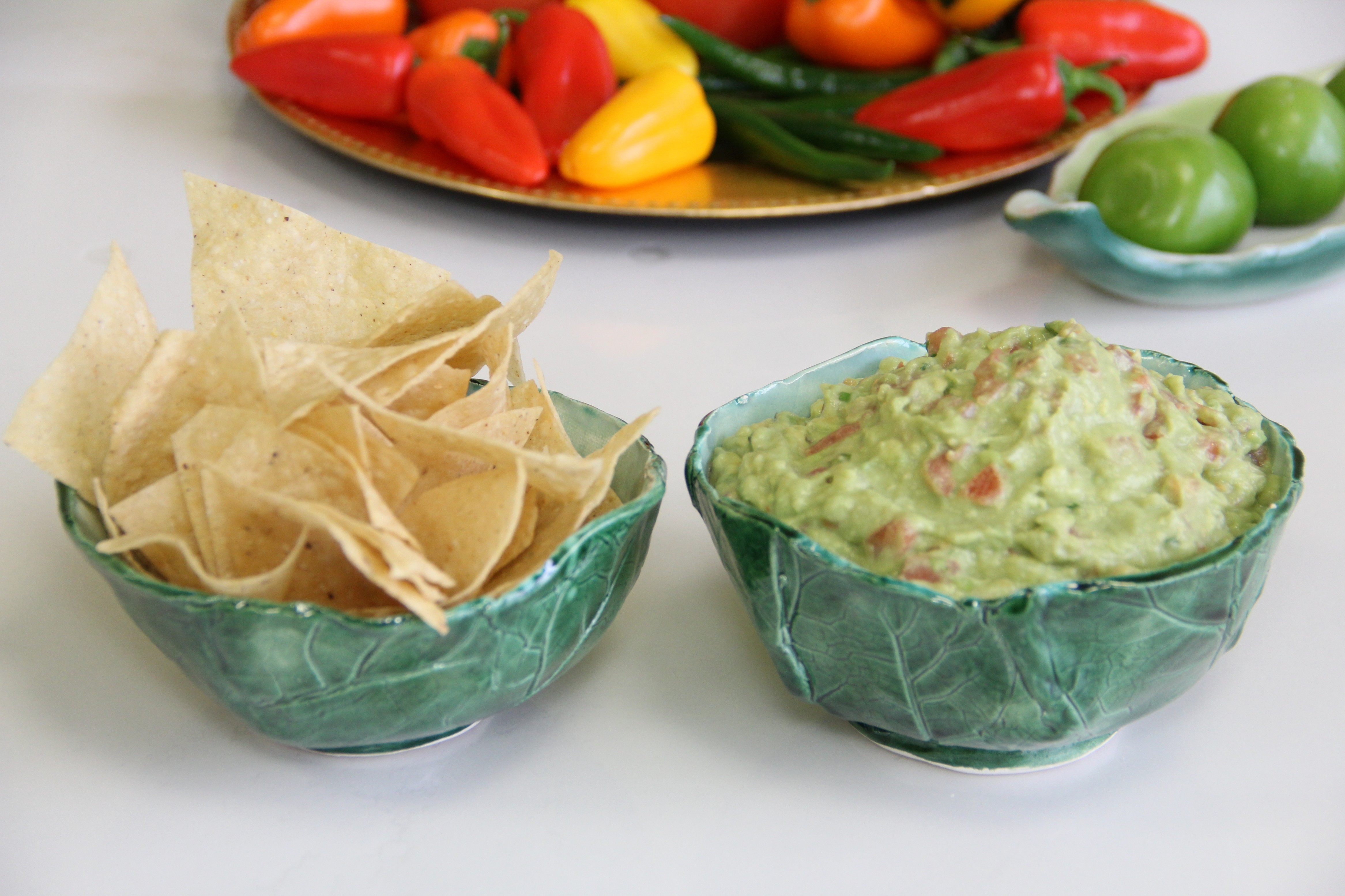 Order Guacamole food online from Taco Perfectos store, Levittown on bringmethat.com