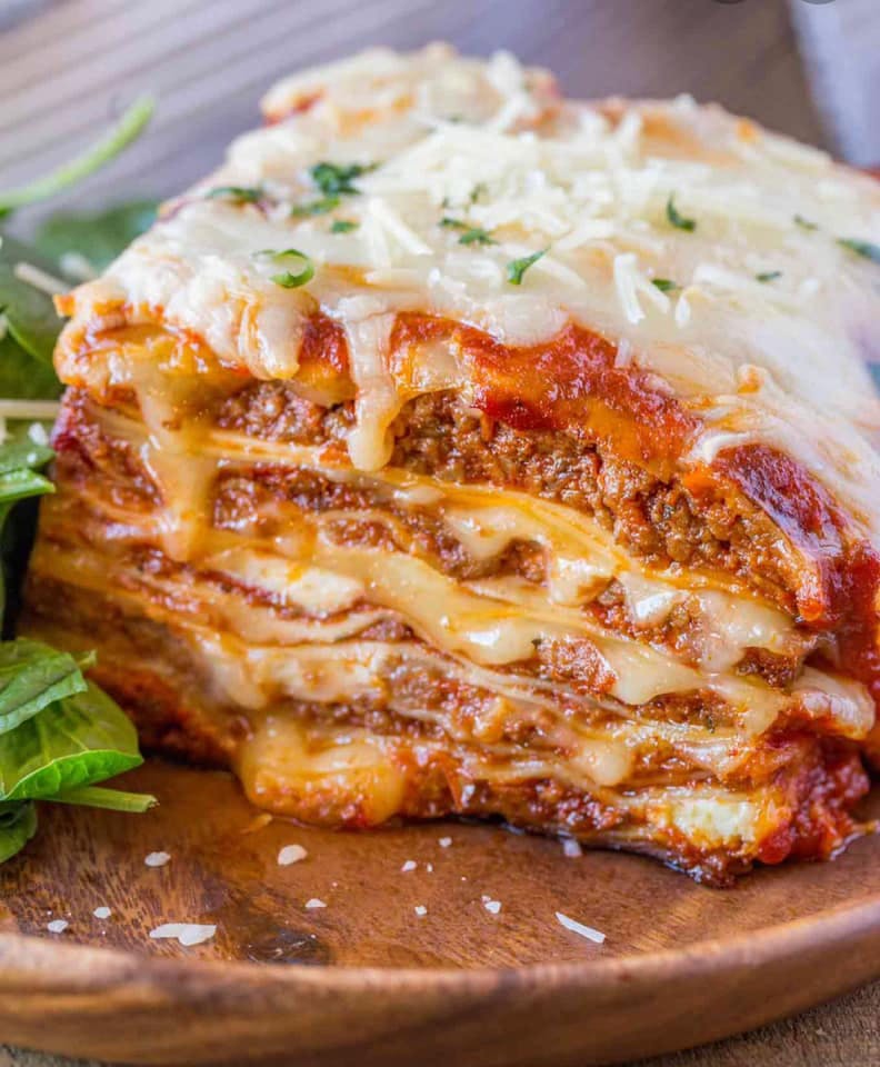 Order Baked Meat Lasagna - Pasta food online from Giorgio's Pizza store, Indianapolis on bringmethat.com