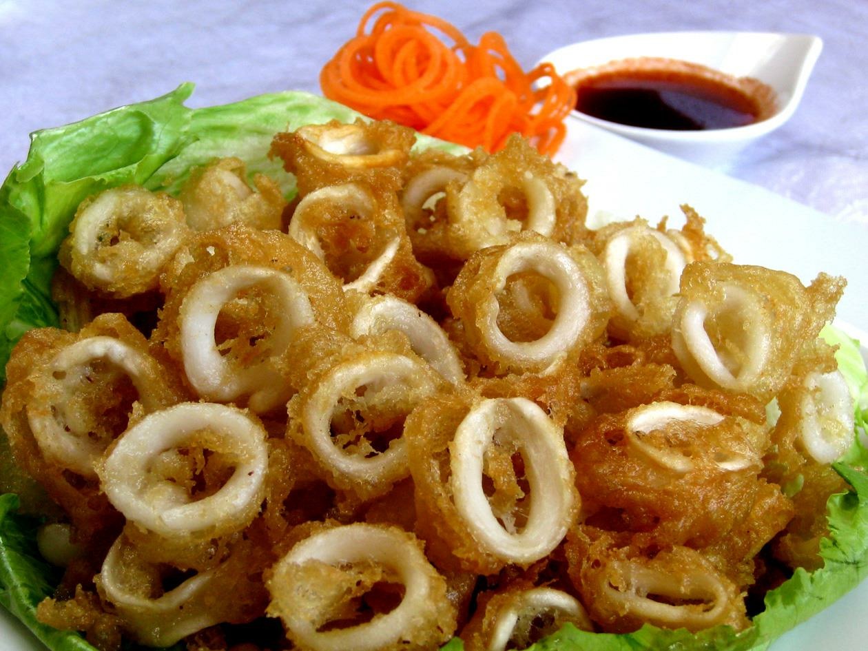 Order Crispy Fried Calamari food online from Yummy Thai store, Buffalo on bringmethat.com