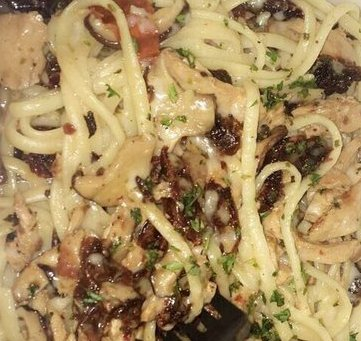 Order Chicken Linguini food online from Pronto Pizza store, Redwood City on bringmethat.com