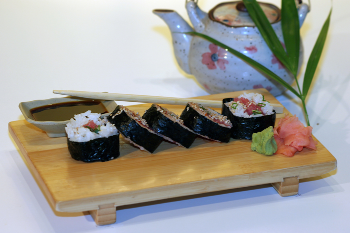 Order Spicy Tuna Maki food online from Yojimbo store, Alameda on bringmethat.com