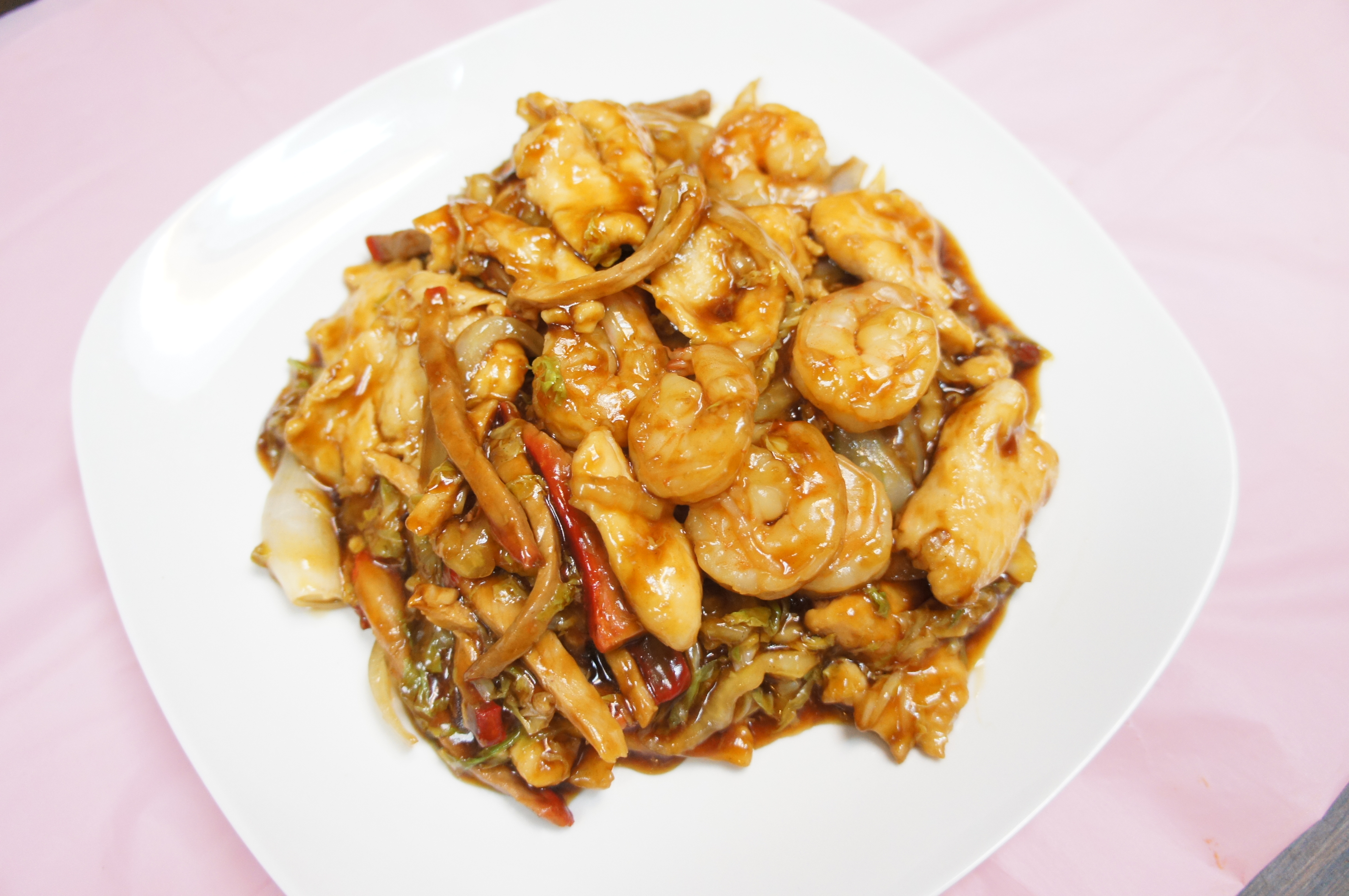 Order House Chow Mein(LG) food online from Zhengs China Express store, Randallstown on bringmethat.com