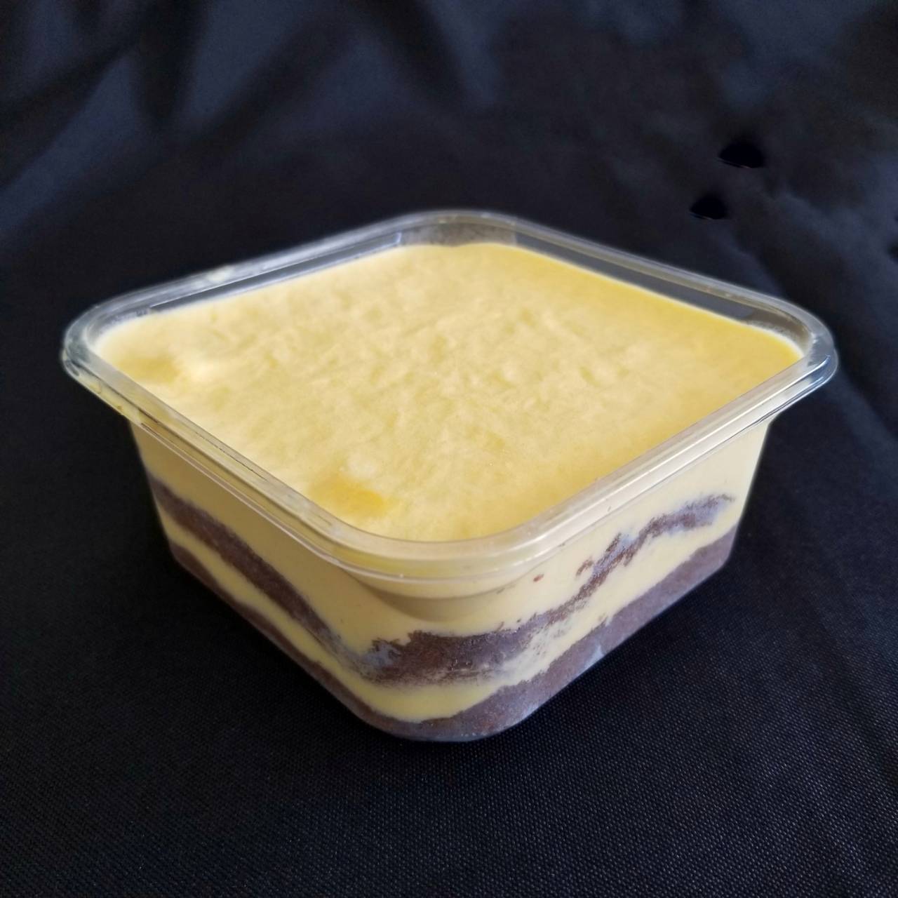 Order Mango Ice Cake Box food online from Sunmerry Bakery store, Gardena on bringmethat.com