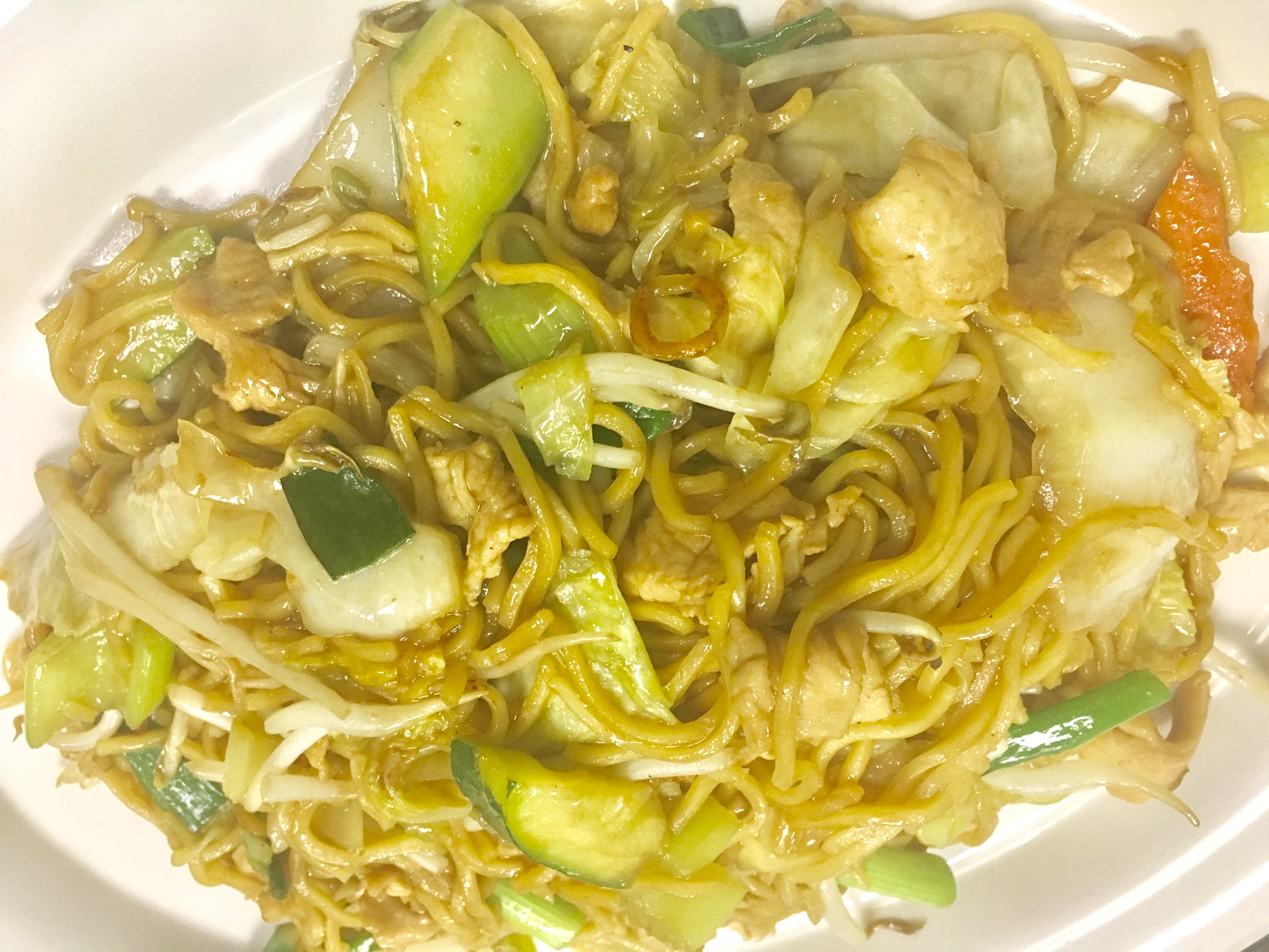Order Chow Mein food online from Thai Dishes store, Santa Clarita on bringmethat.com