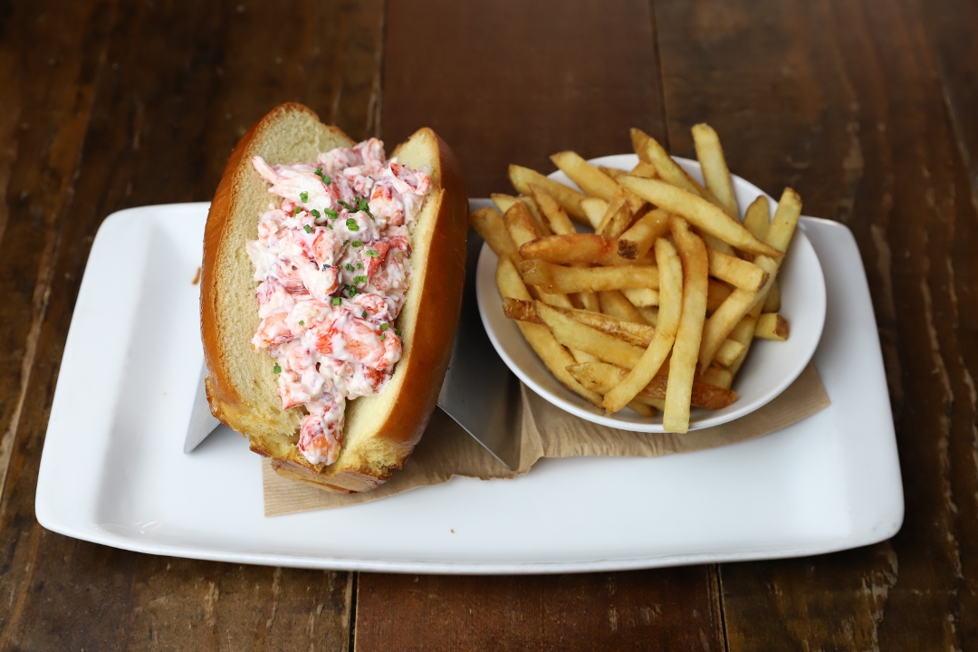 Order Lobster Roll food online from Plank Seafood Provisions store, Omaha on bringmethat.com