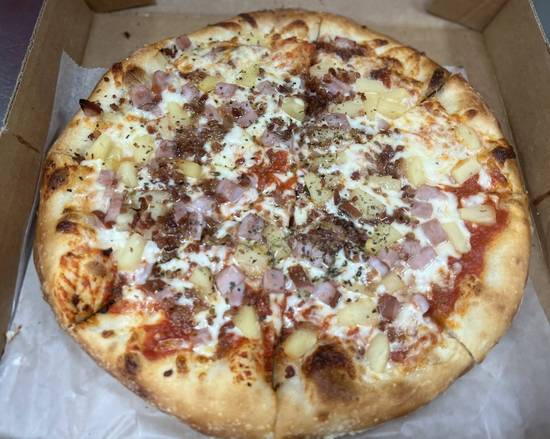 Order Hawaiian Pizza food online from Mineos Pizza & Wings store, Franklin on bringmethat.com