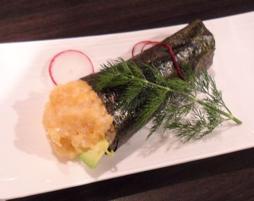 Order H2. Scallop Hand Roll food online from Icho Izakaya Fusion Cuisine store, Temple City on bringmethat.com