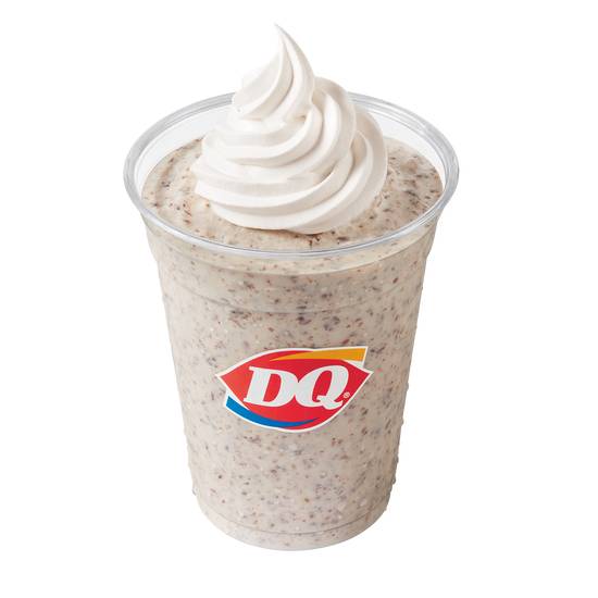 Order S’mores Shake food online from Dairy Queen Brazier store, Natrona Heights on bringmethat.com