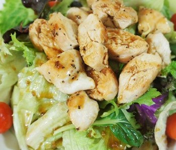 Order Grilled Chicken Salad food online from Pelicana Chicken store, Brooklyn on bringmethat.com