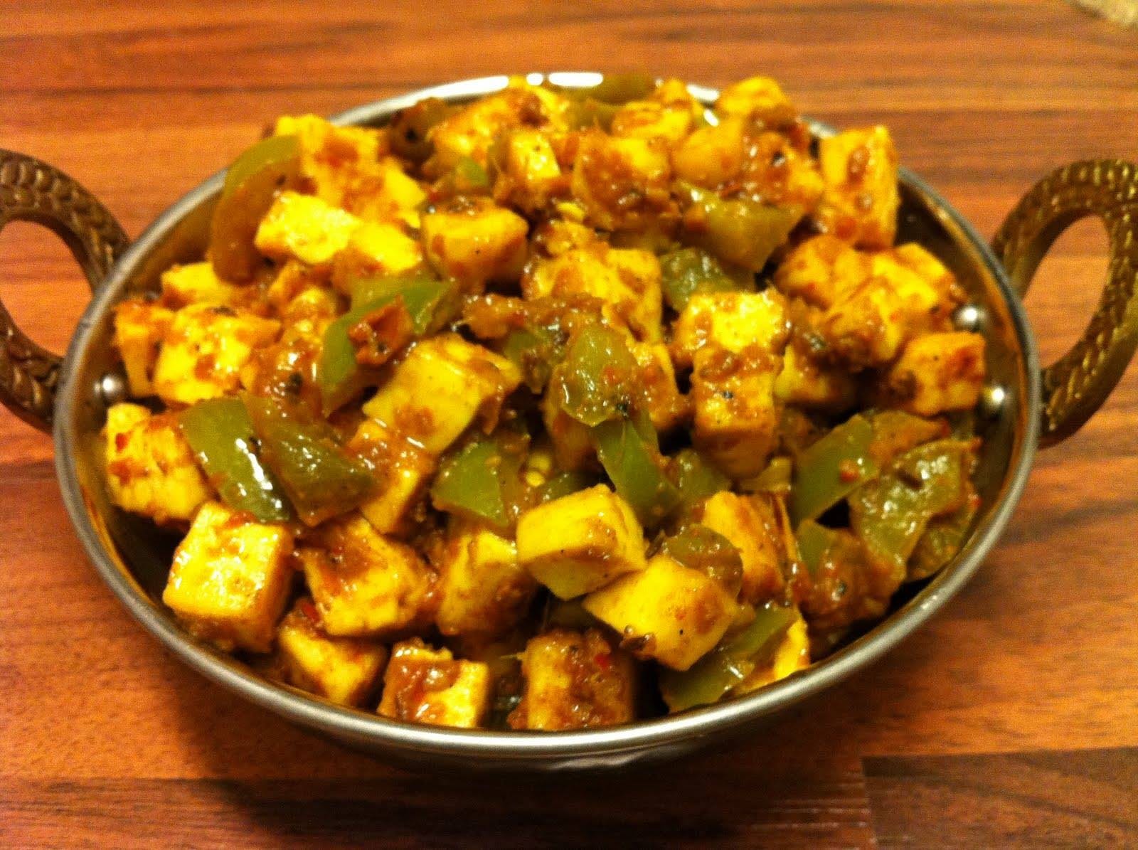 Order Karahi Paneer - Entree food online from Bombay Grill store, Seattle on bringmethat.com