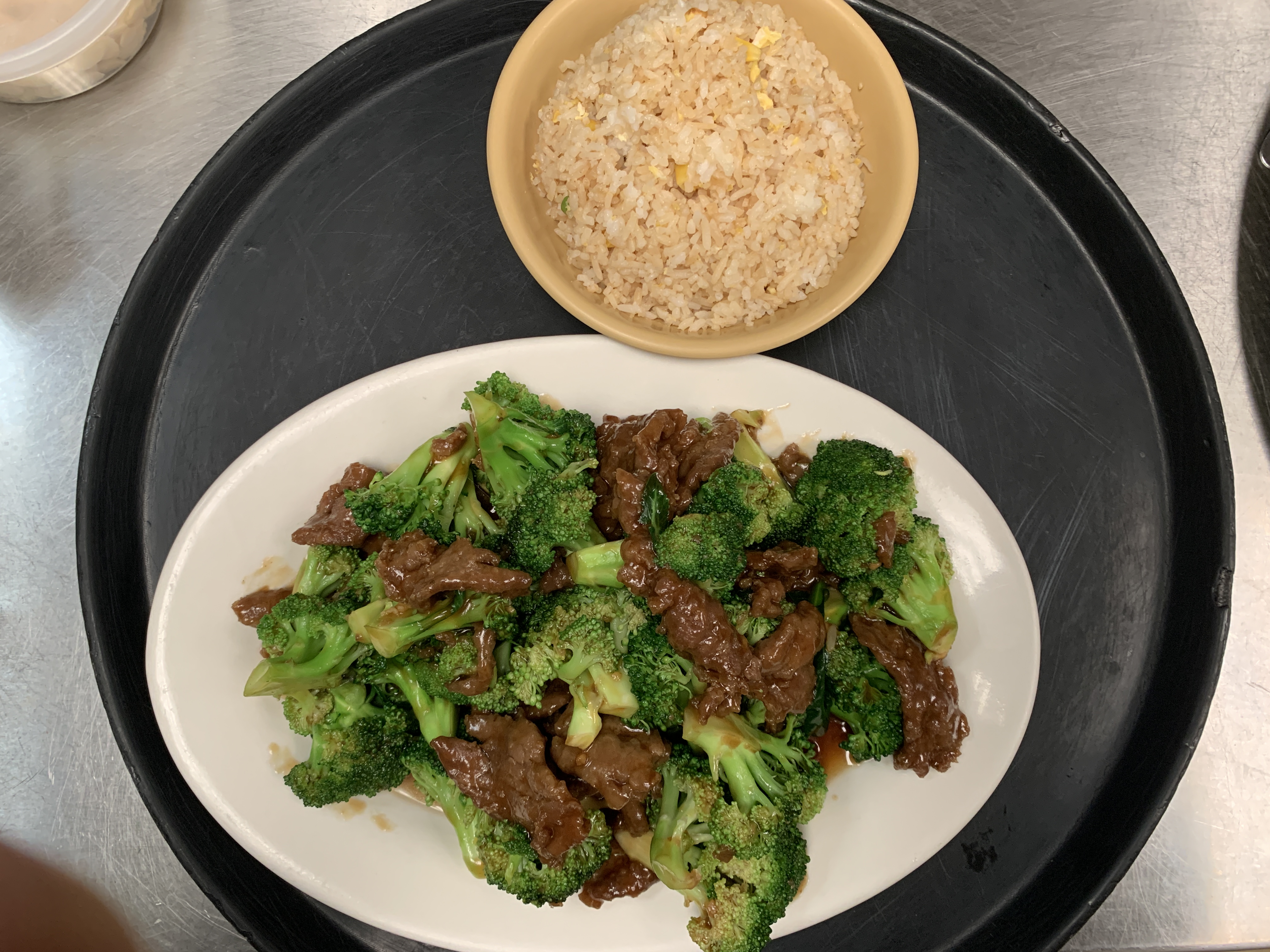 Order Beef and Broccoli food online from Ming Wah store, Moline on bringmethat.com