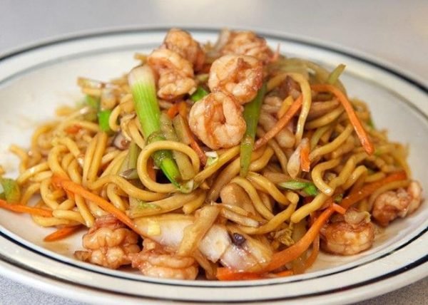 Order 37. Shrimp Lo Mein food online from Peking House store, Hendersonville on bringmethat.com