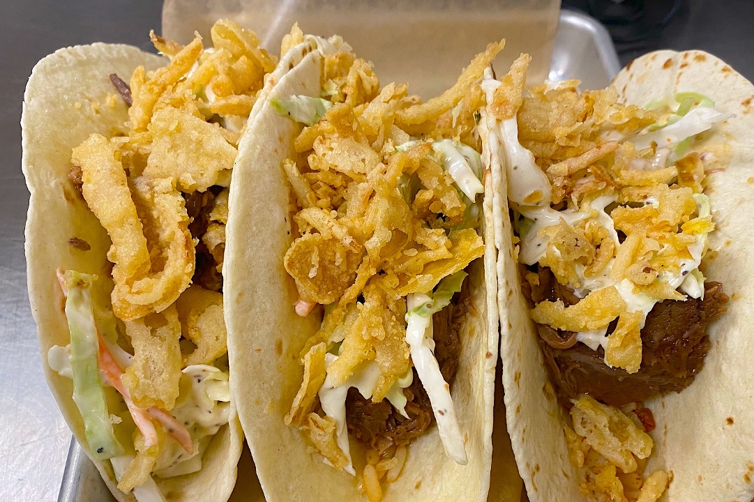 Order Hot Beef Short Rib Tacos food online from Captain’s Curbside Seafood store, Trappe on bringmethat.com