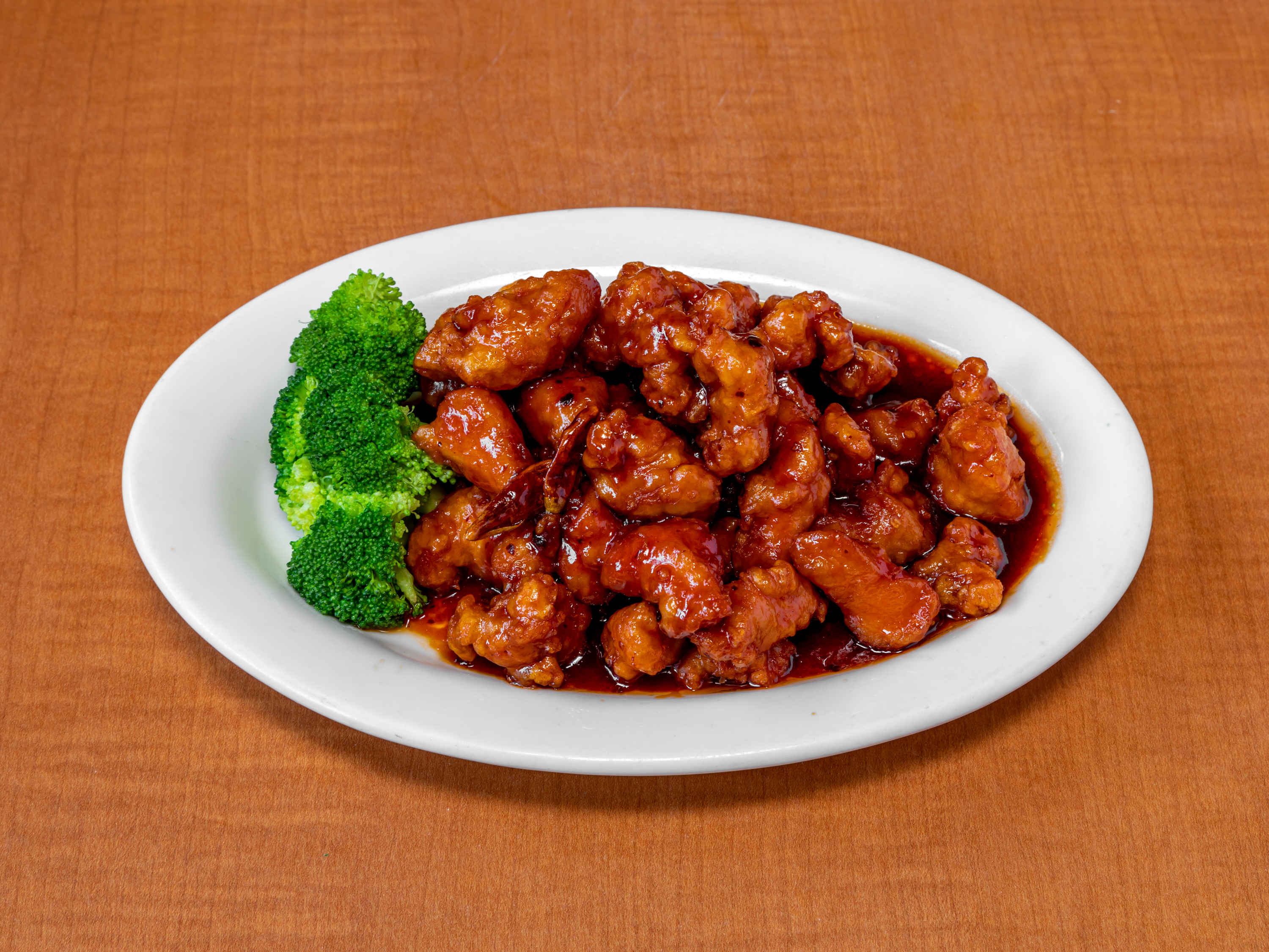 Order 10. General Tso's Chicken Lunch Combo food online from Tasty Joe Asian Diner store, Mesa on bringmethat.com