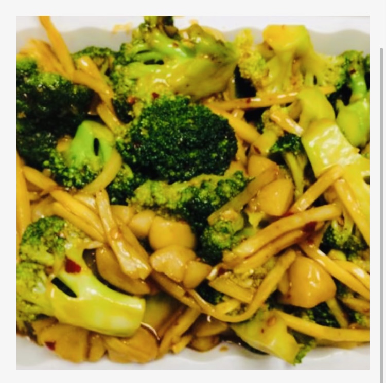 Order V4. Broccoli with Garlic Sauce food online from Tea House store, Charlottesville on bringmethat.com