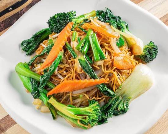 Order Mixed Veggie Chow Fun / Chow Mein food online from Shooting Star Cafe store, Oakland on bringmethat.com