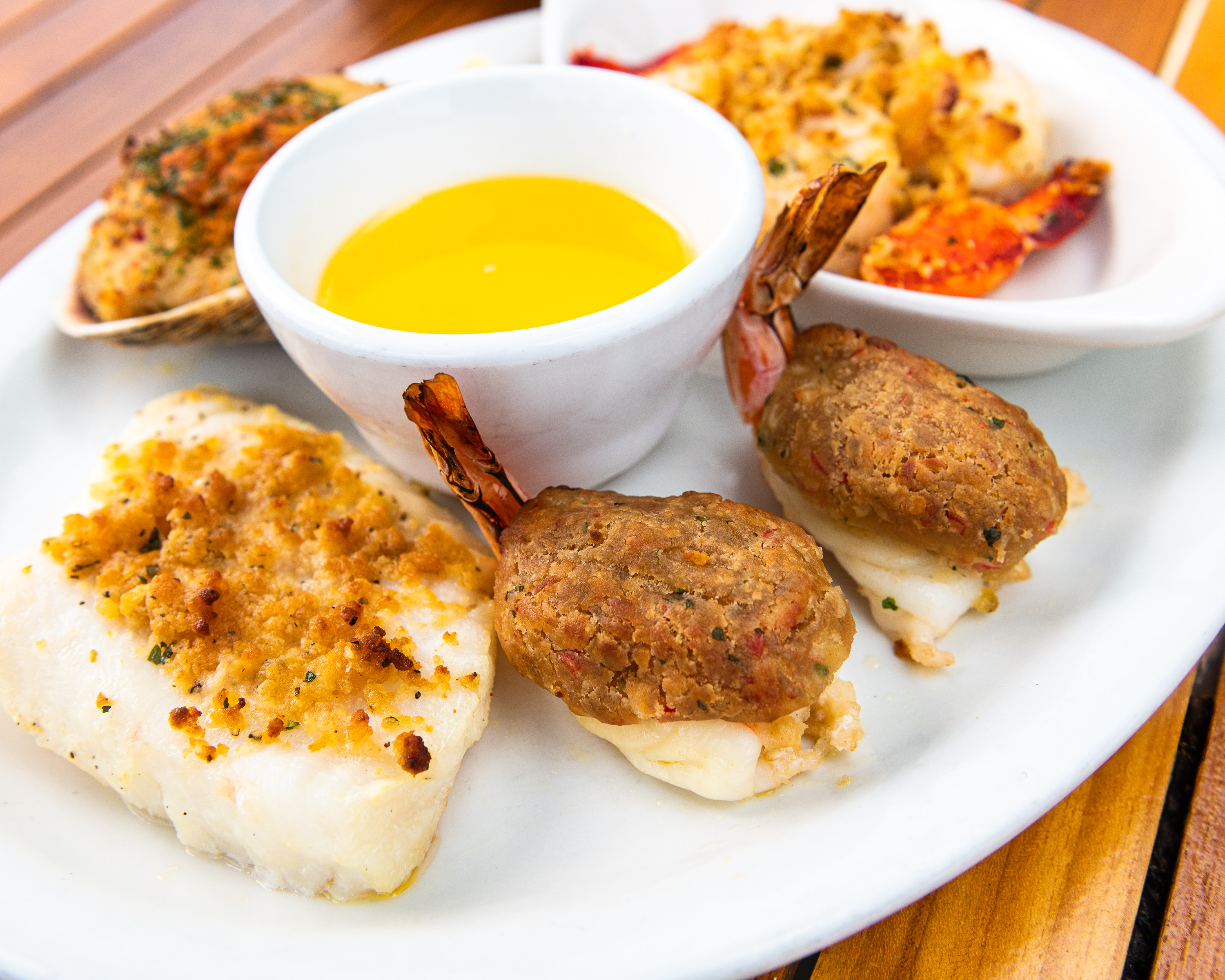 Order Seafood Platter food online from Iggy Boardwalk Lobster & Clam Bar store, Warwick on bringmethat.com