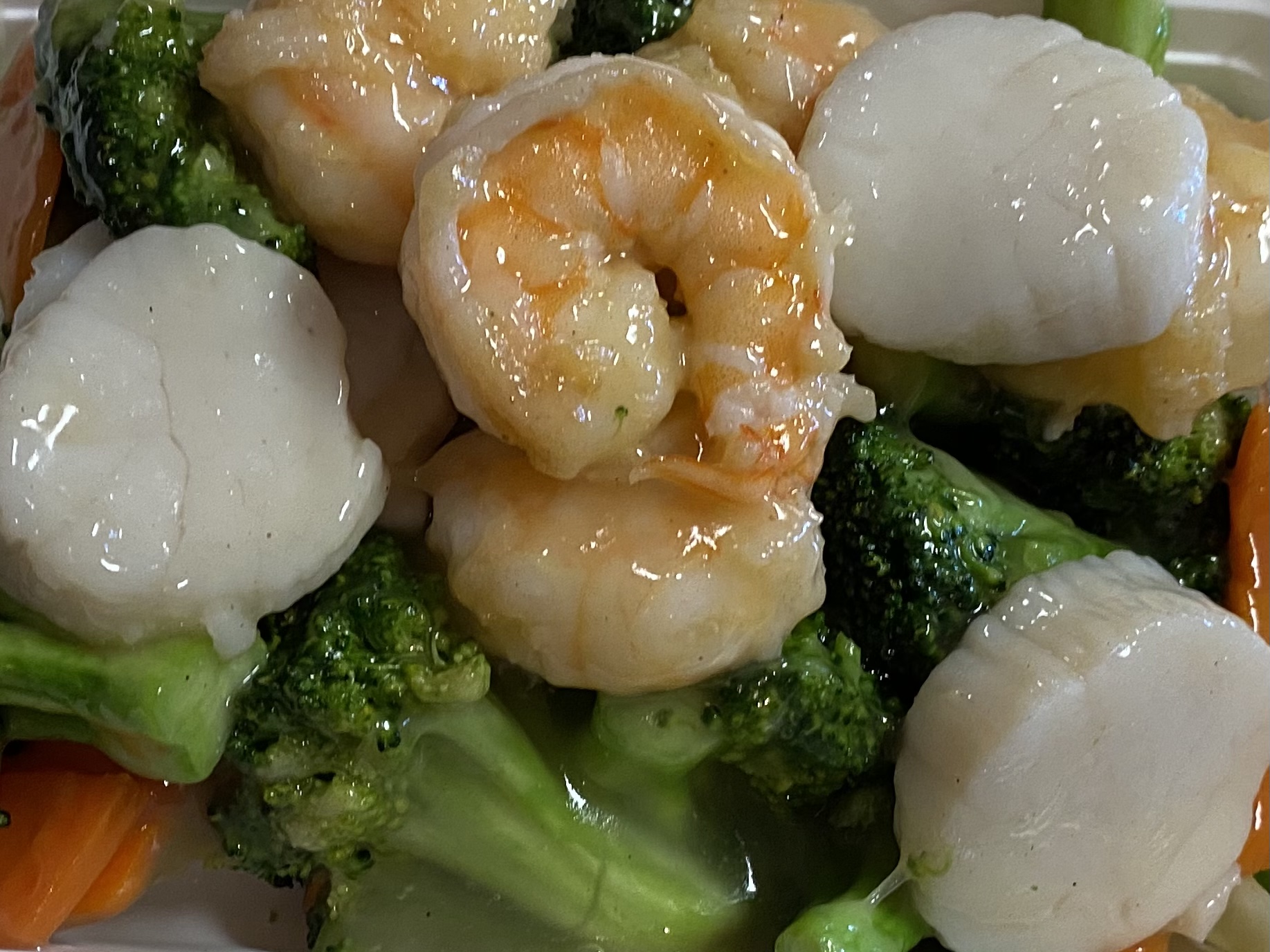 Order Shrimp and Scallop with Broccoli芥兰干贝虾 food online from Kumo Asian Fusion store, Brick on bringmethat.com