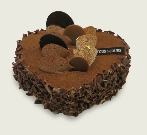 Order Heart Chocolate Cake #2 food online from Tous Les Jours store, Natick on bringmethat.com