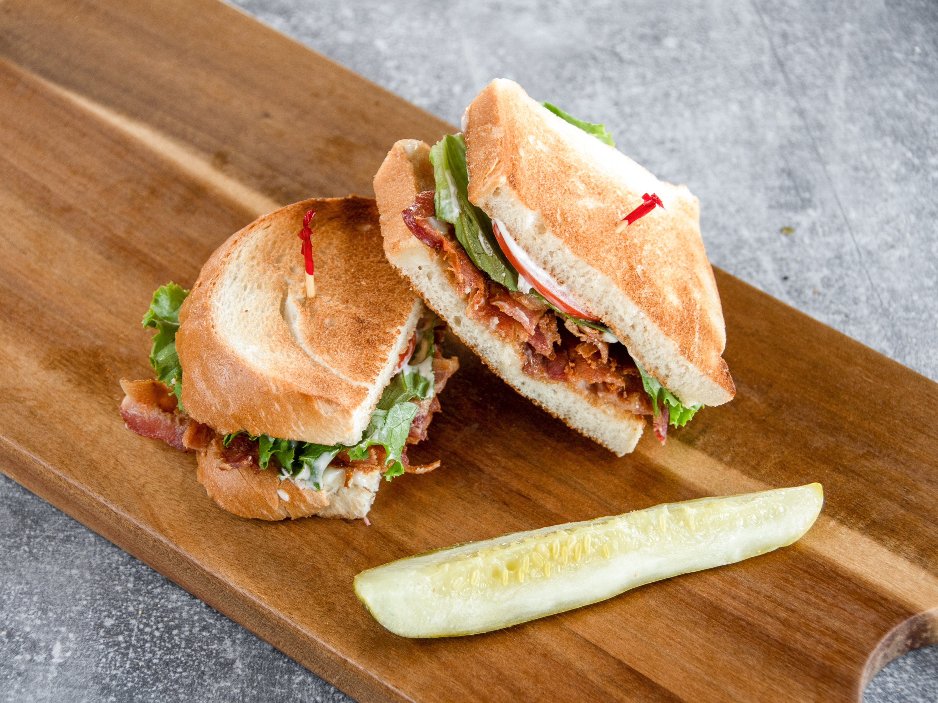 Order #13. Half BLT Sandwich food online from Breakaway Deli store, Troy on bringmethat.com