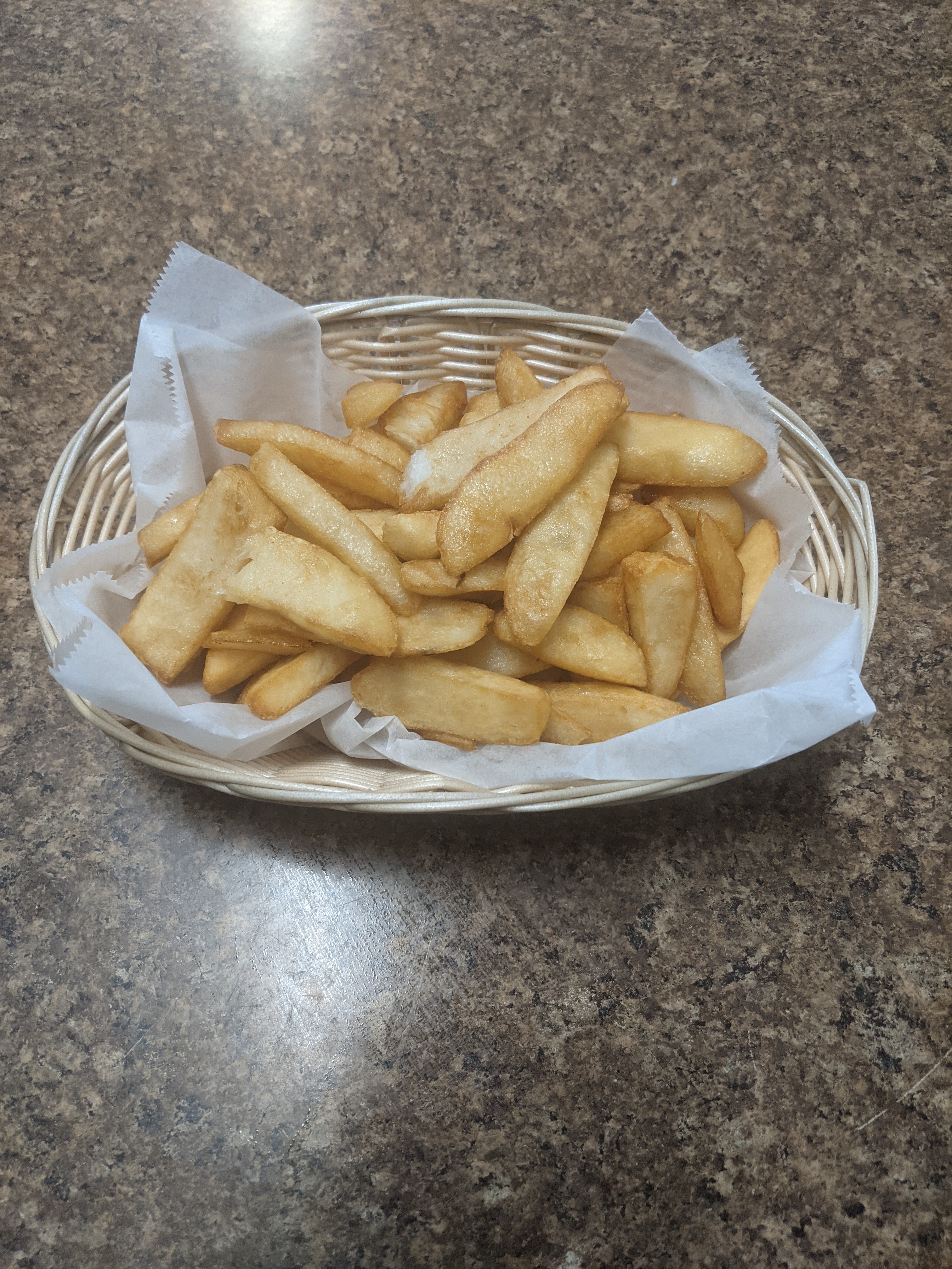 Order Basket of Fries food online from Parkside Diner store, Rochester on bringmethat.com