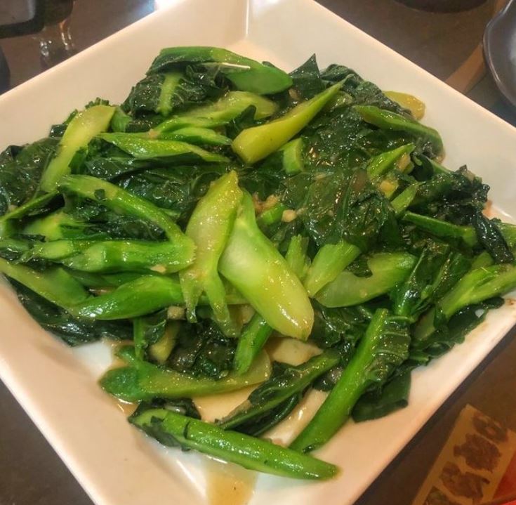 Order 24. Chinese Broccoli with Oyster Sauce food online from Chef Kenny's Asian Vegan store, Las Vegas on bringmethat.com