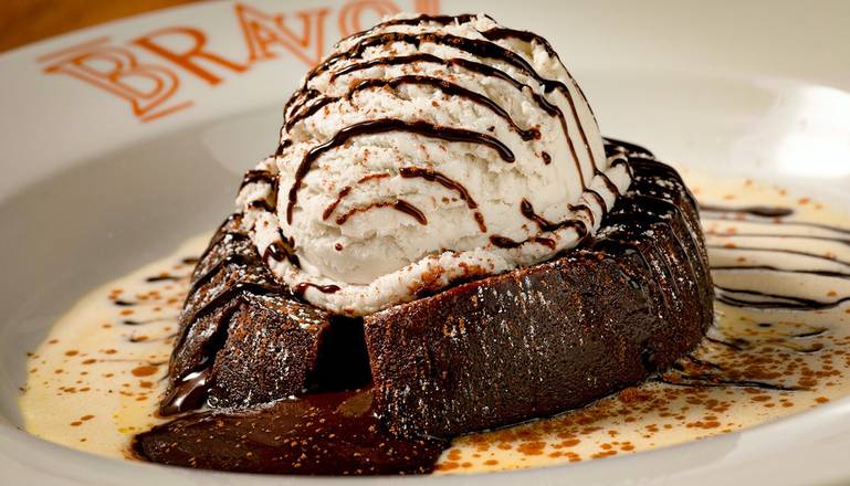 Order Warm Chocolate Cake food online from Bravo! Italian Kitchen store, Des Peres on bringmethat.com