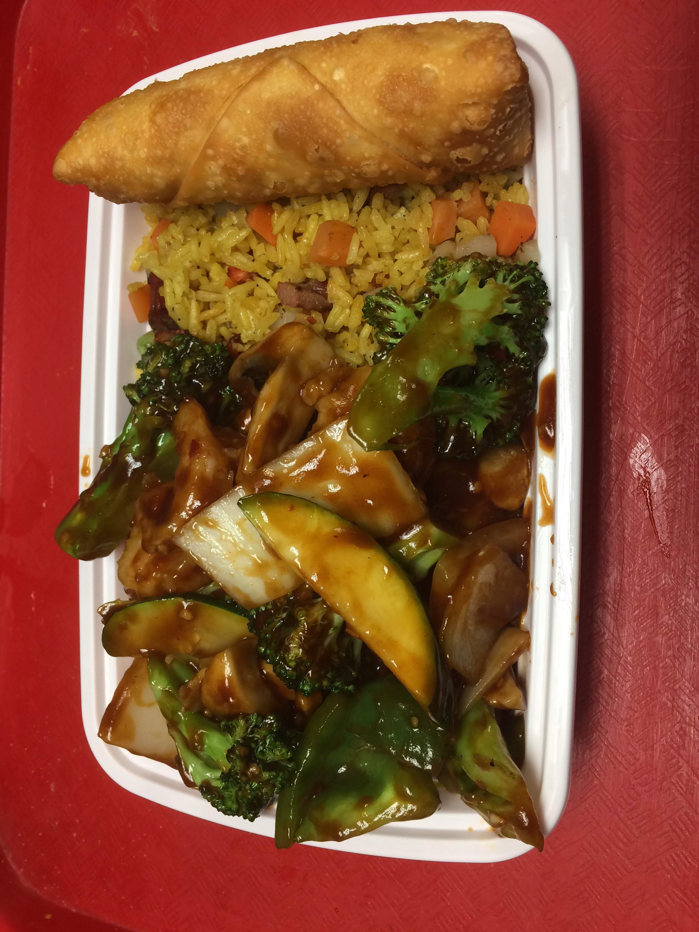 Order C11. Beef with Broccoli Combo Platter food online from Woodside Kitchen store, Elmhurst on bringmethat.com
