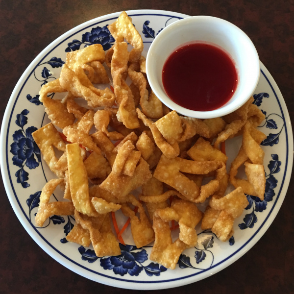 Order Fried Wonton food online from Lucky Bamboo Chinese Restaurant store, Modesto on bringmethat.com