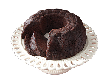 Order Chocolate Rum Cake food online from HoneyBaked Ham - Wake Forest store, Raleigh on bringmethat.com