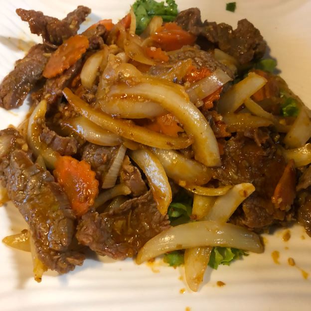 Order 29. Stir-Fried Spicy Lemongrass Beef with Carrot & Onion food online from Green Tree store, Seattle on bringmethat.com