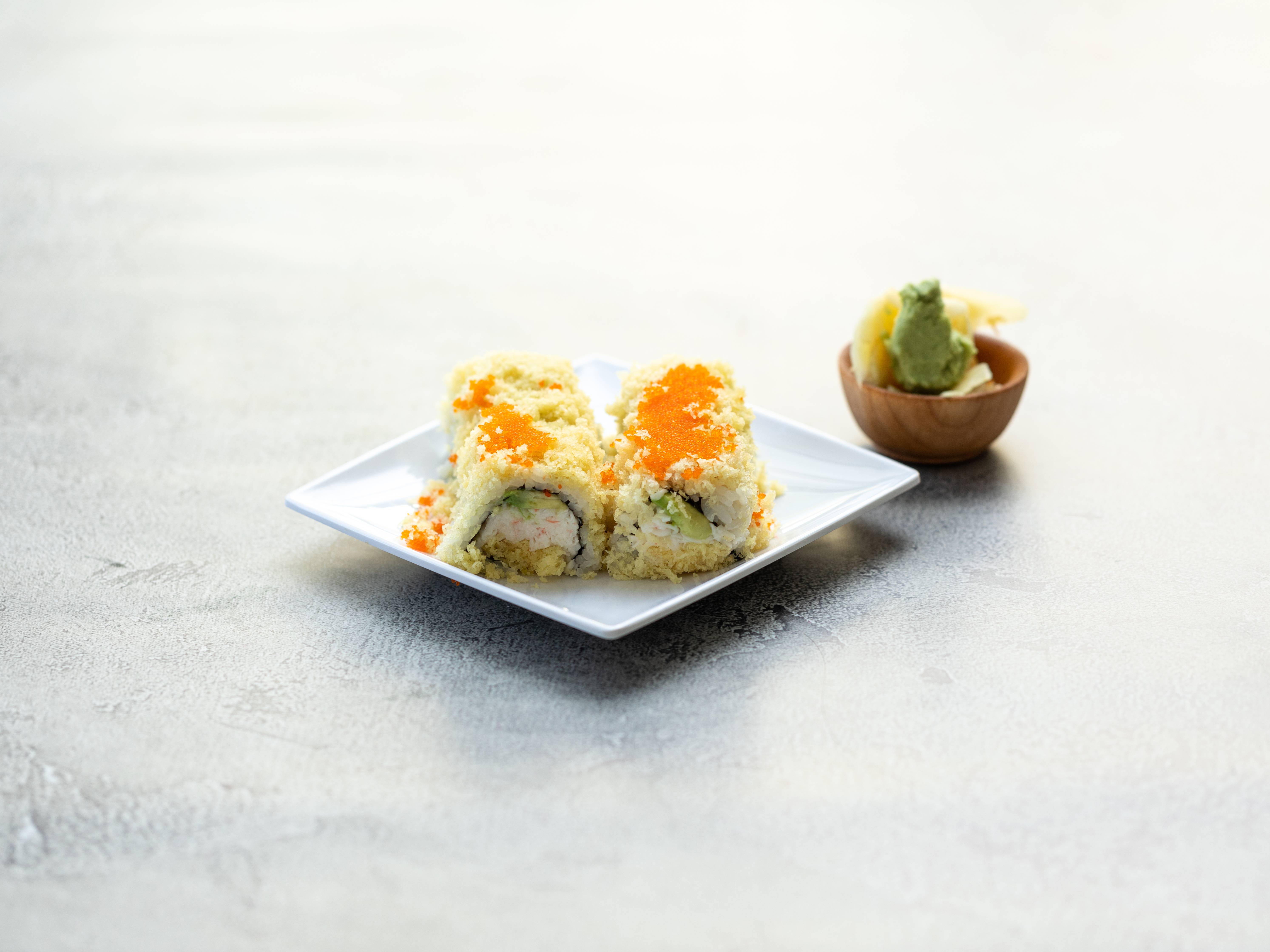 Order Crunch Roll food online from Sushi Su store, Agoura Hills on bringmethat.com