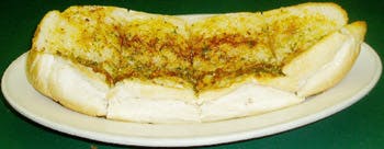 Order Garlic Bread - Appetizer food online from Primas Pasta & Pizza Restaurant store, Fort Worth on bringmethat.com