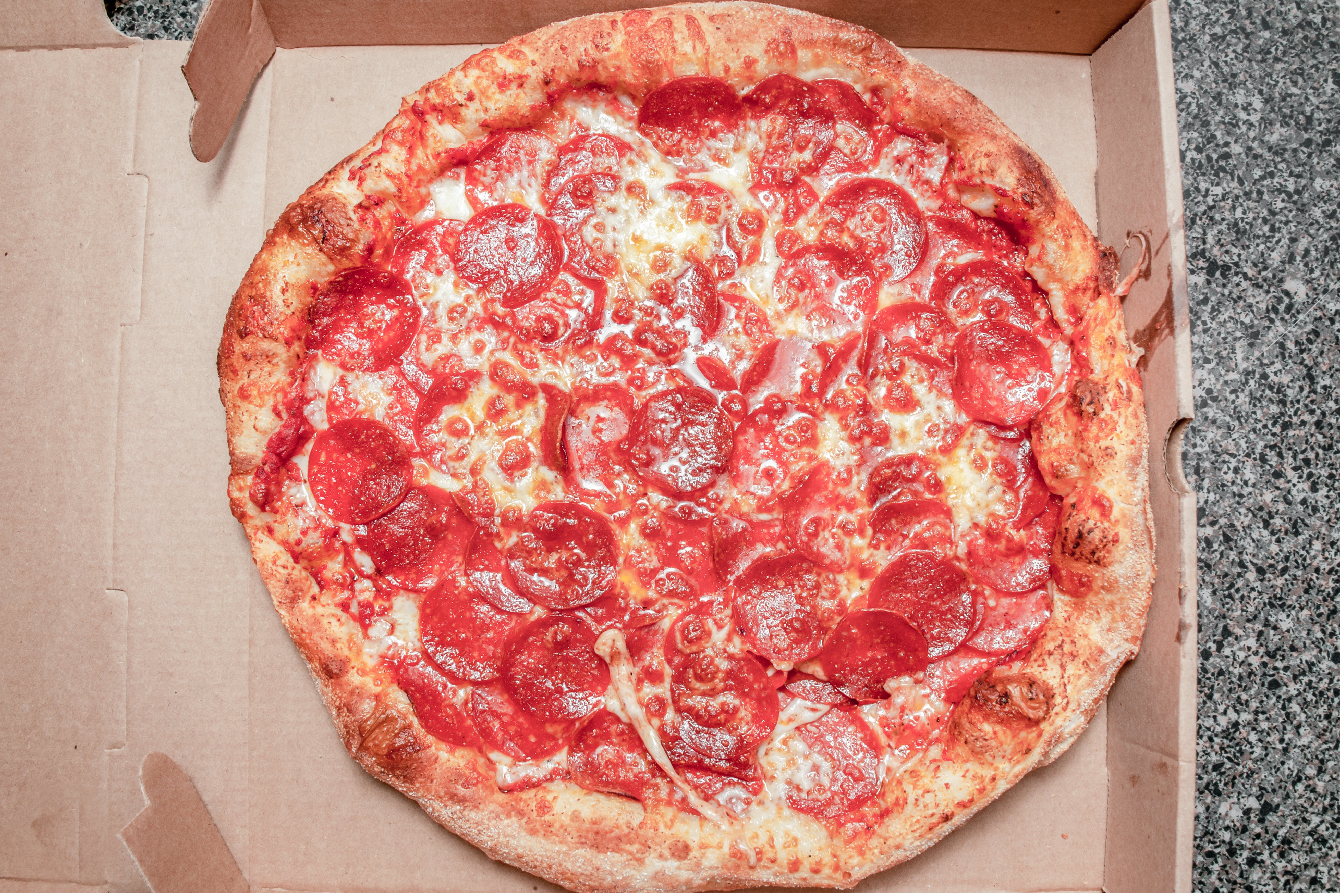 Order Pepperoni Supreme Pizza - Large 14'' food online from Roma Pizza Shop store, Durham on bringmethat.com