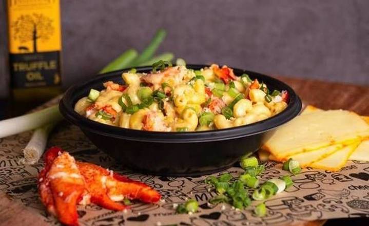 Order Lobster Mac & Cheese - Delivery food online from I Heart Mac and Cheese store, Saginaw on bringmethat.com