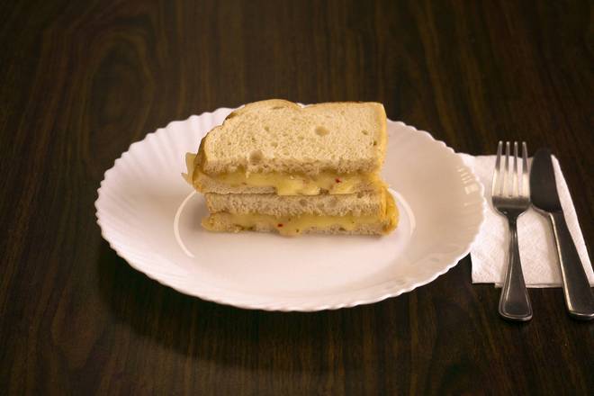 Order Grilled Cheese food online from Judys Cafe store, San Diego on bringmethat.com