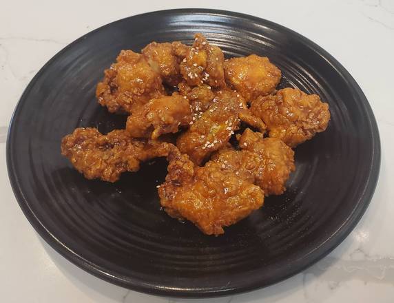 Order Crispy Fried Boneless With Sauce (순살 + 소스) food online from PELICANA CHICKEN store, Artesia on bringmethat.com