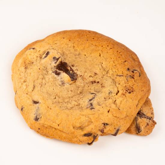 Order Chocolate Chip Cookie food online from Exlines Best Pizza In Town store, Memphis on bringmethat.com