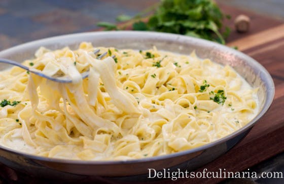 Order Pasta with Alfredo Sauce - Pasta food online from Little Italy Pizza store, Brooklyn on bringmethat.com