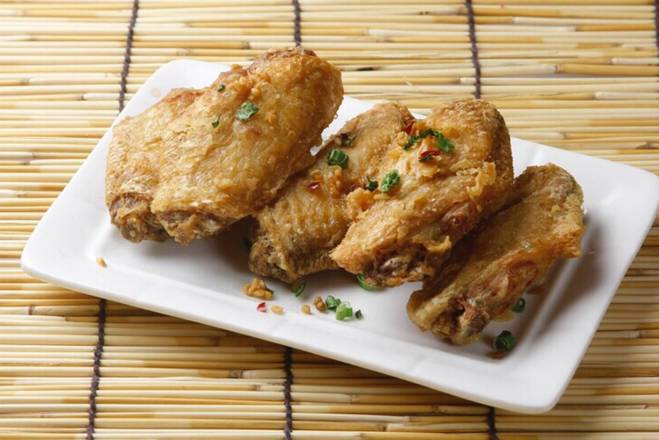 Order Salt & Pepper Chicken Wing food online from Peony Seafood Restaurant store, Oakland on bringmethat.com