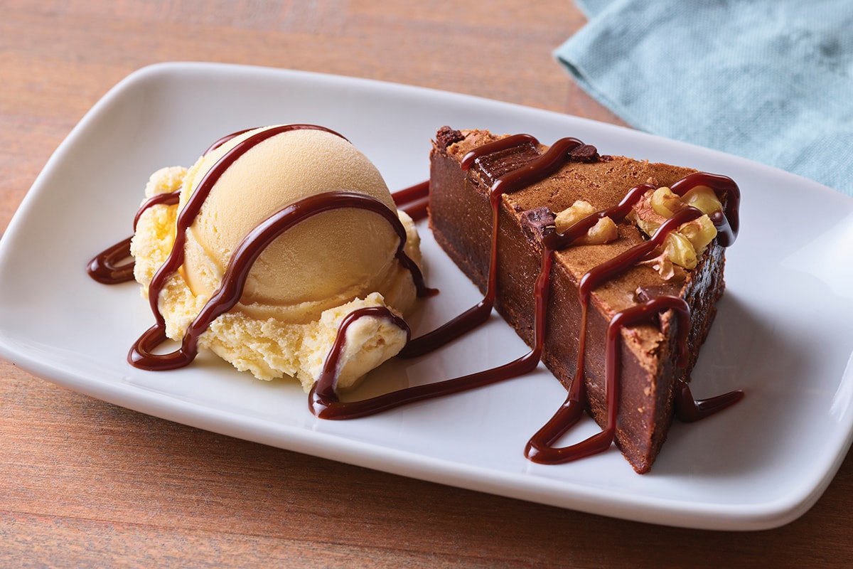 Order Brownie Bites food online from Applebees Neighborhood Grill Bar store, Slidell on bringmethat.com