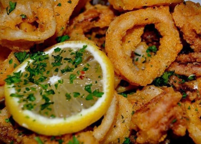 Order Fried Calamari food online from The Vineyards Trattoria And Pizzeria store, Newport News on bringmethat.com