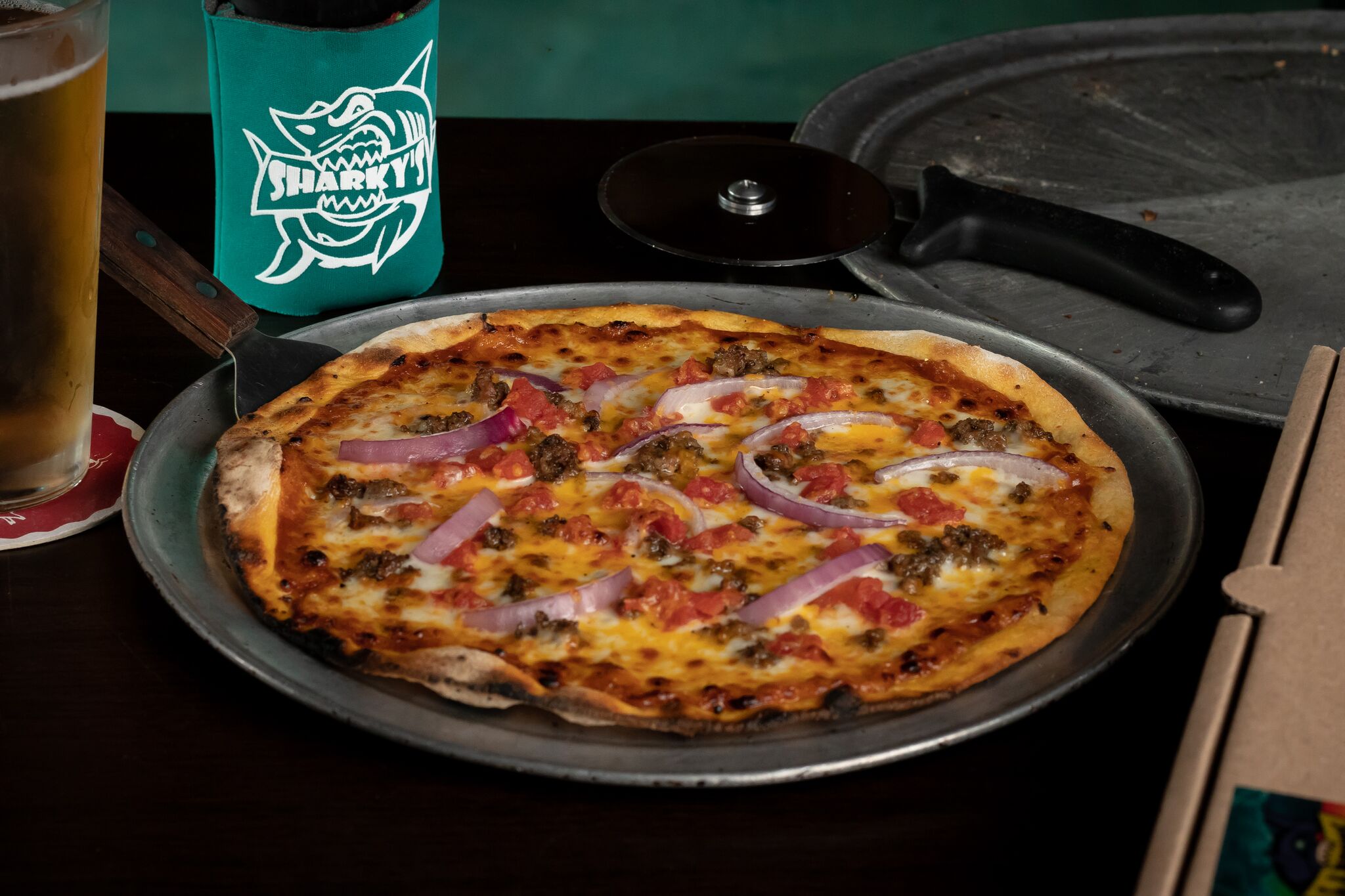 Order Sailors Sandwich Pizza food online from Sharky's Tavern store, Galveston on bringmethat.com