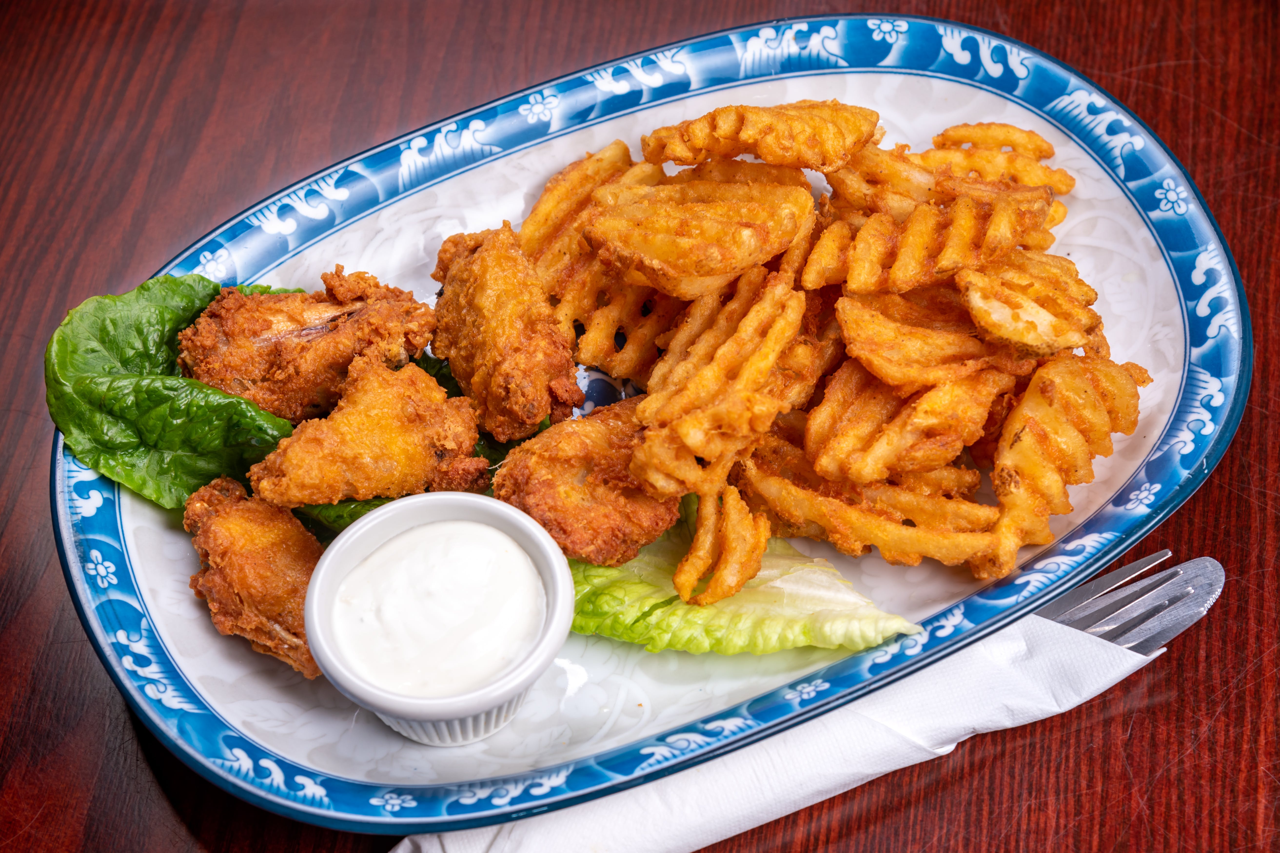 Order Buffalo Wings - Appetizer food online from Pronto Deli & Pizza store, Queens on bringmethat.com