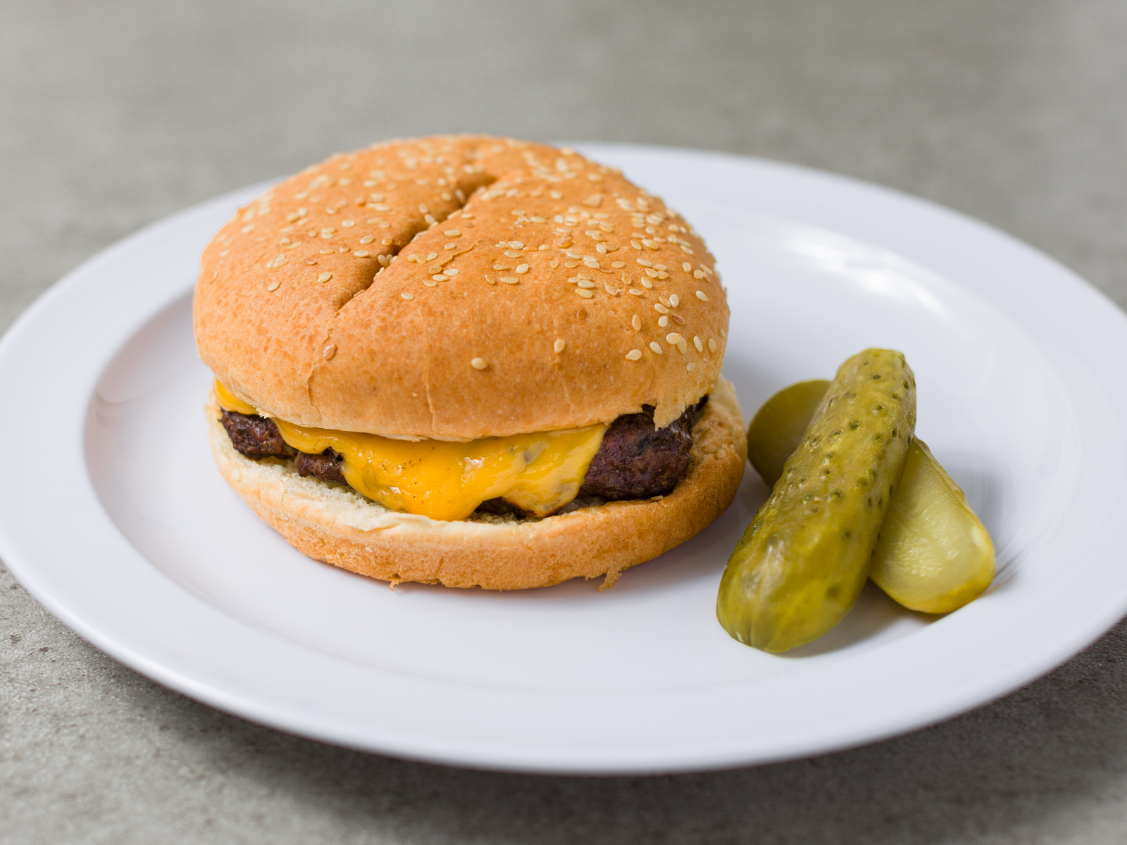 Order Cheeseburger food online from Windsor Cafe store, Brooklyn on bringmethat.com