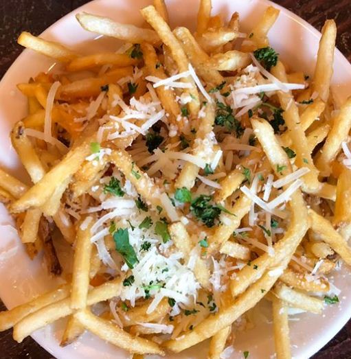 Order Garlic Fries food online from Mozies store, New Braunfels on bringmethat.com