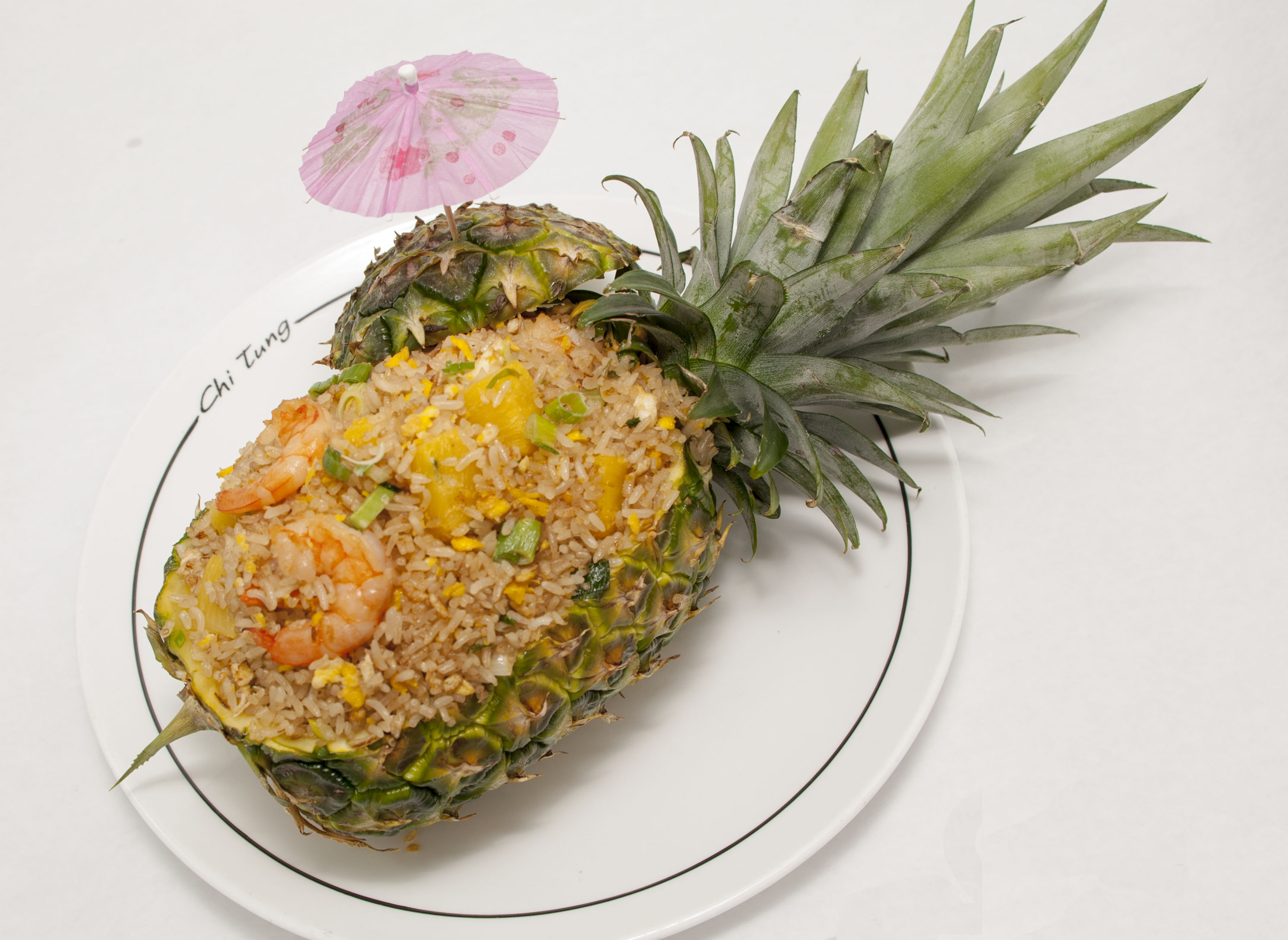 Order 330b. Pineapple Fried Rice food online from Chi Tung Chinese & Thai Restaurant store, Evergreen Park on bringmethat.com