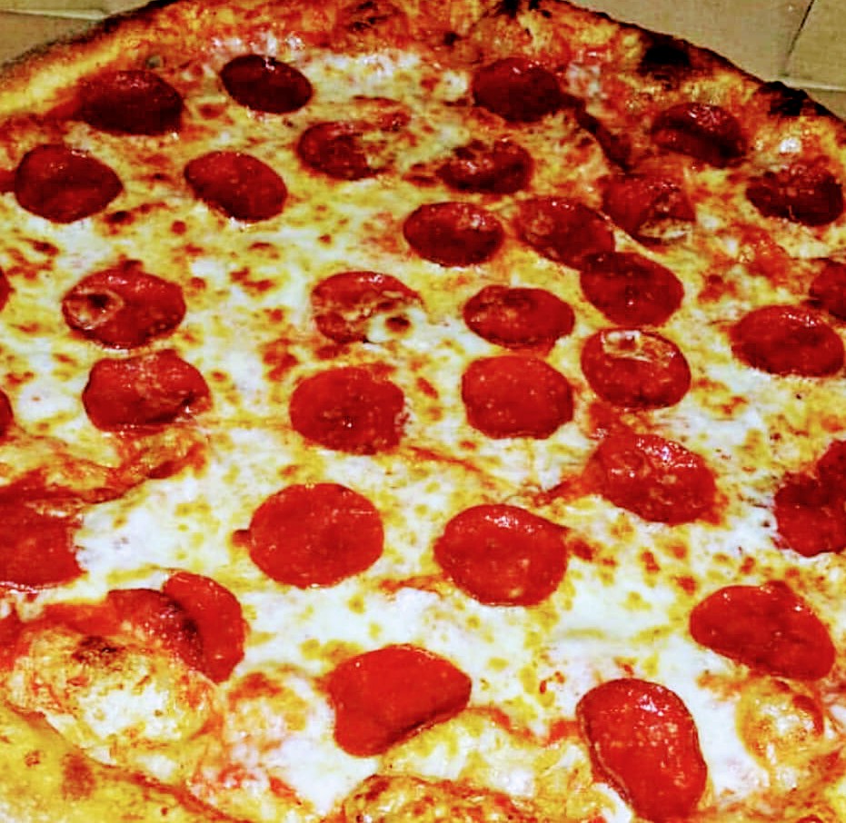 Order Personal pie 10 inch pepperoni food online from Pizza Party Time store, Ridgefield on bringmethat.com